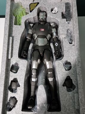 Hot Toys Iron Man 3 War Machine Mark 2 II MMS198-D03 1/6 Scale Diecast Figure